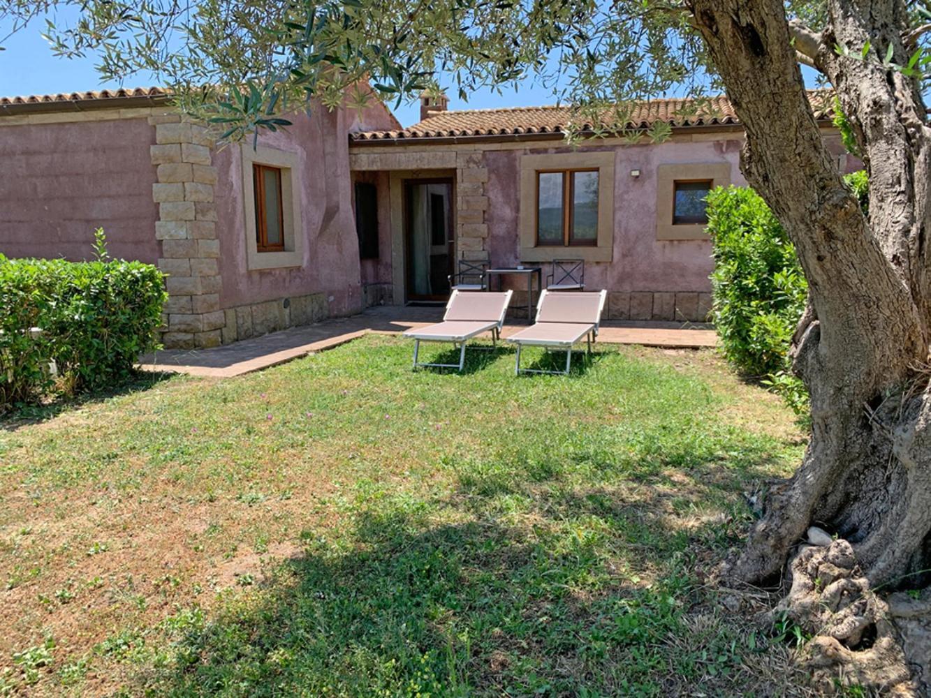 Resort Fonte Vulci Canino Exteriör bild