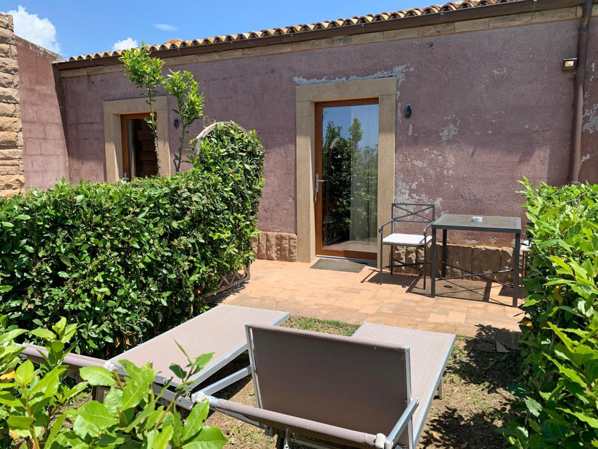 Resort Fonte Vulci Canino Exteriör bild