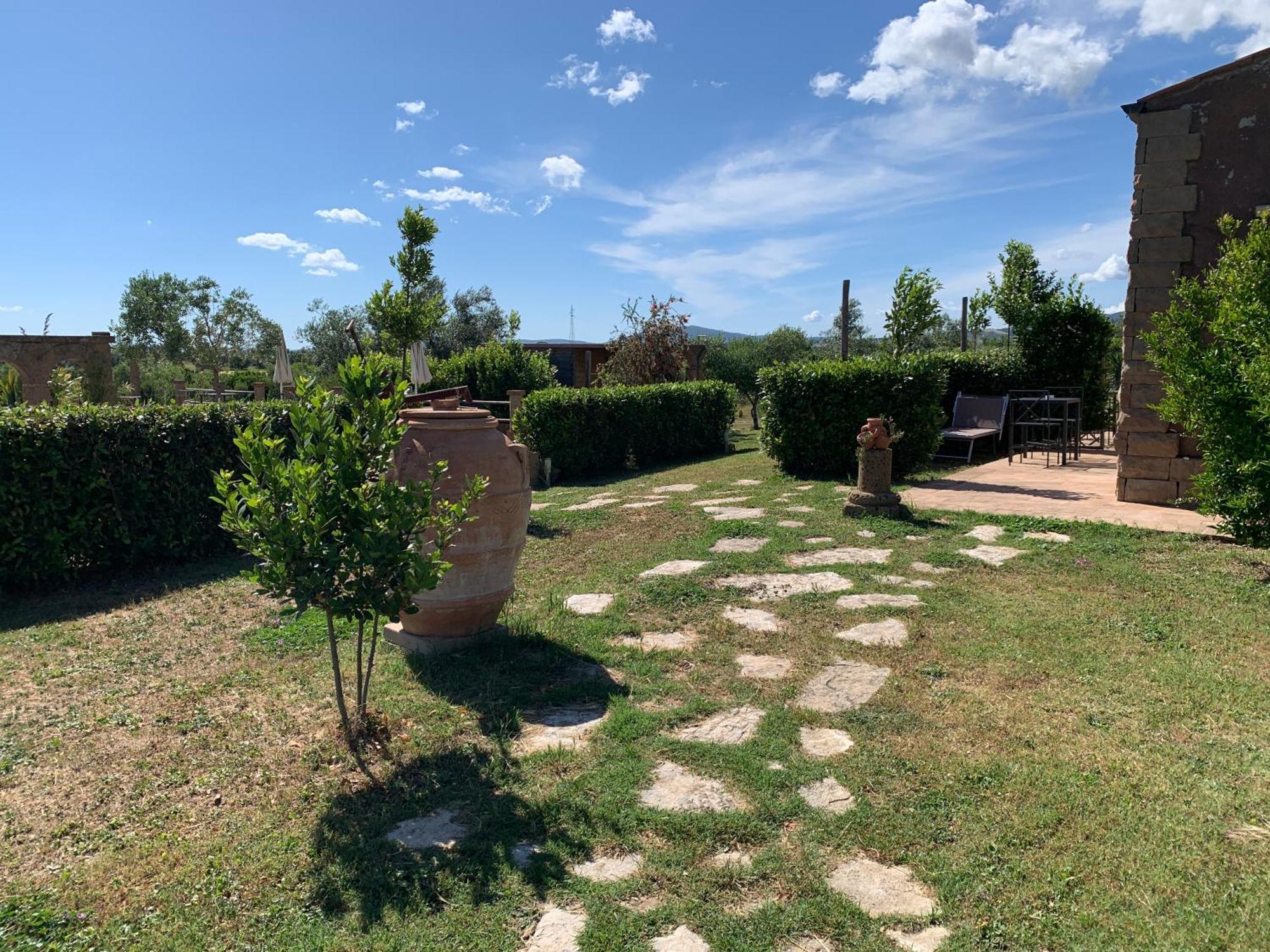 Resort Fonte Vulci Canino Exteriör bild